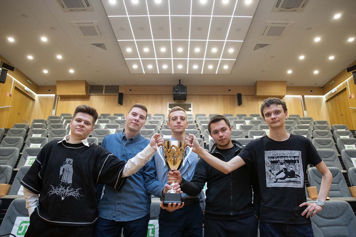 Команда Политеха победила на международном чемпионате металлургов Metal Cup